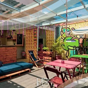  Hostel Hbb 